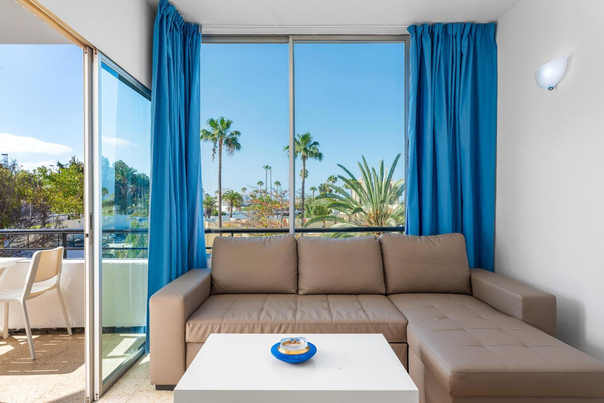 2 Bedroom With Seaview Apartment
