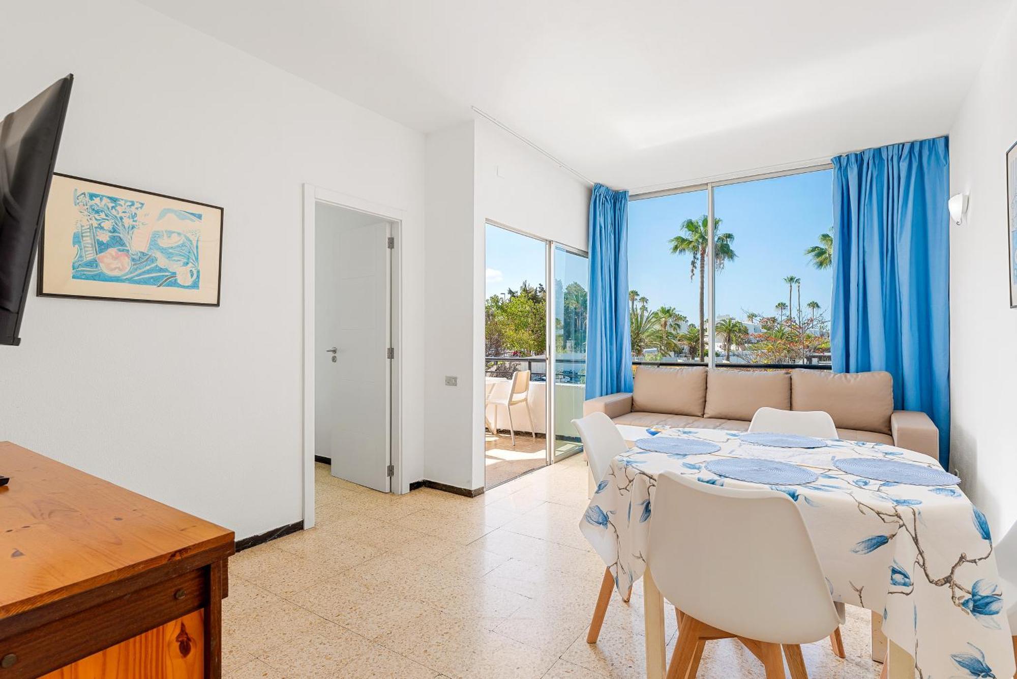 2 Bedroom With Seaview * Playa de las Americas (Tenerife)