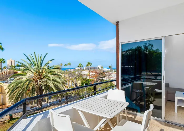 2 Bedroom Apartment With Seaview
