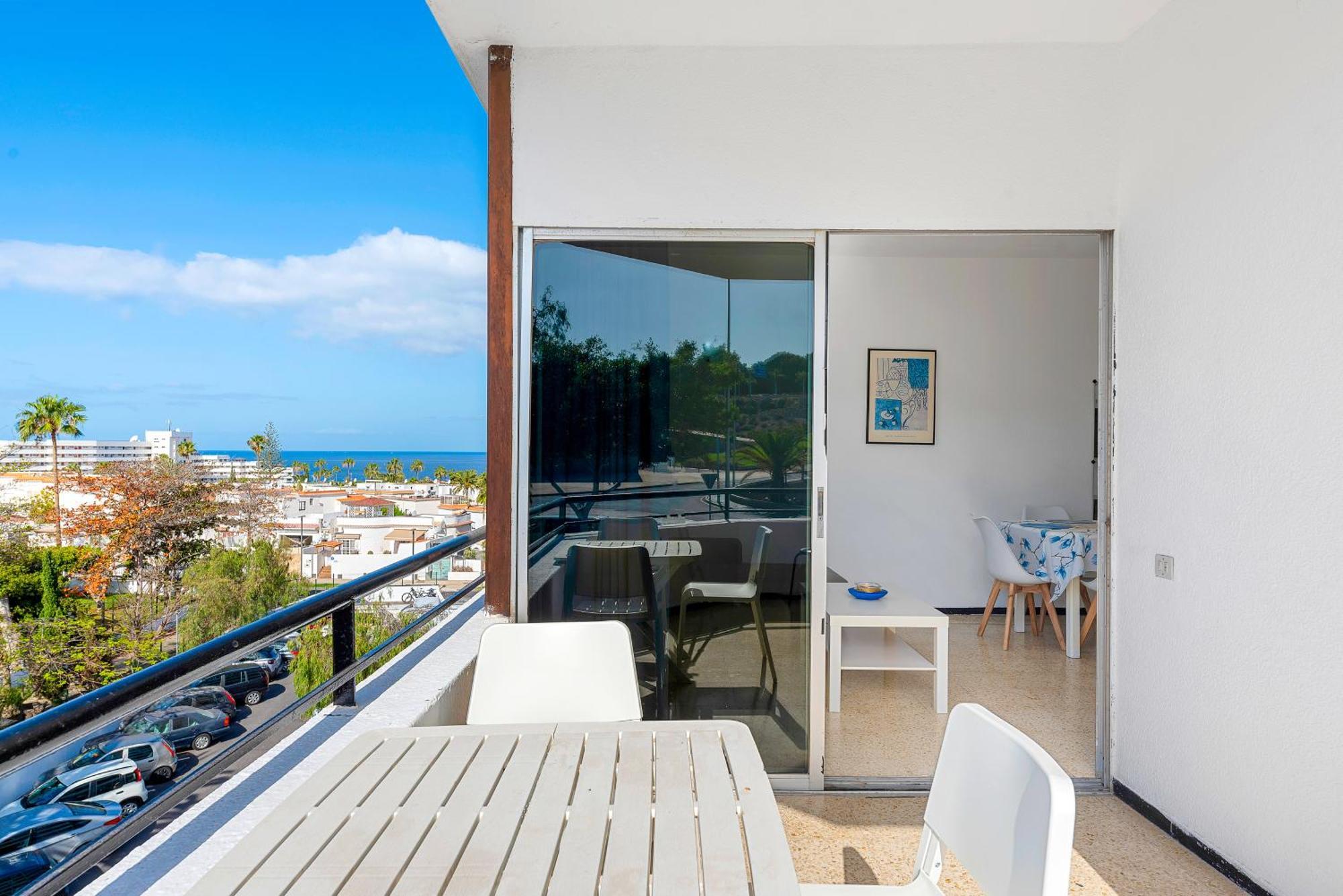2 Bedroom With Seaview Apartment Playa de las Américas